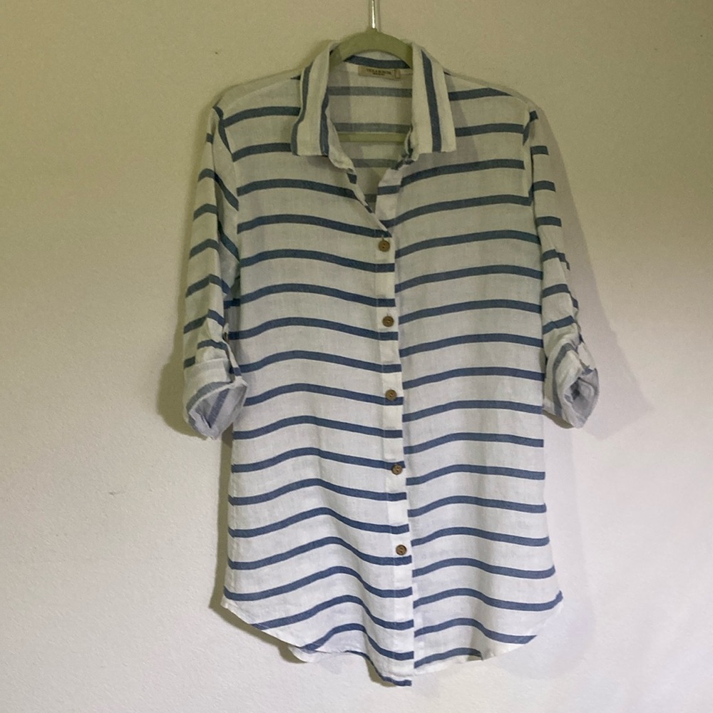 Viola Borghi Size Small White/Blue Stripe
Linen Button down shirt Made in Italy
